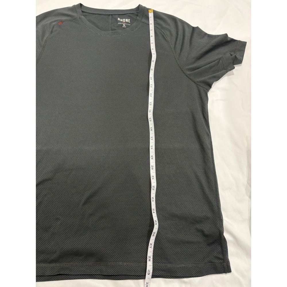 Rhone Men's Glacier Reign Tech Training Tee Shirt Dark Grey Textured Size XL - Picture 7 of 8
